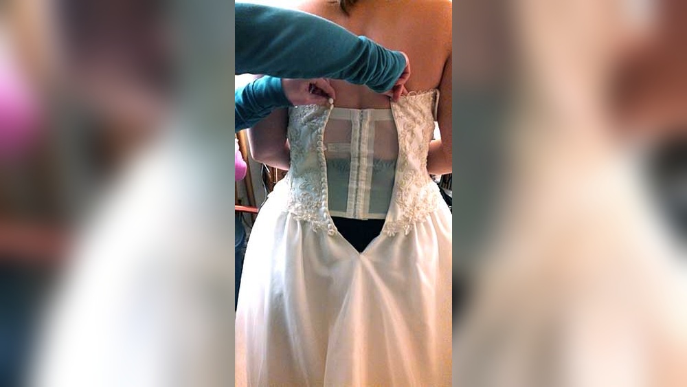How To Fix A Wedding Dress That Is Too Small