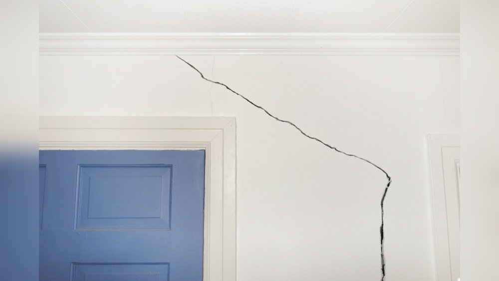 Cracks In Walls Causes And Fixes