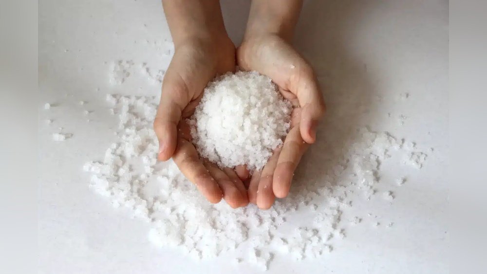 Why Should You Put Salt In Your Toilet