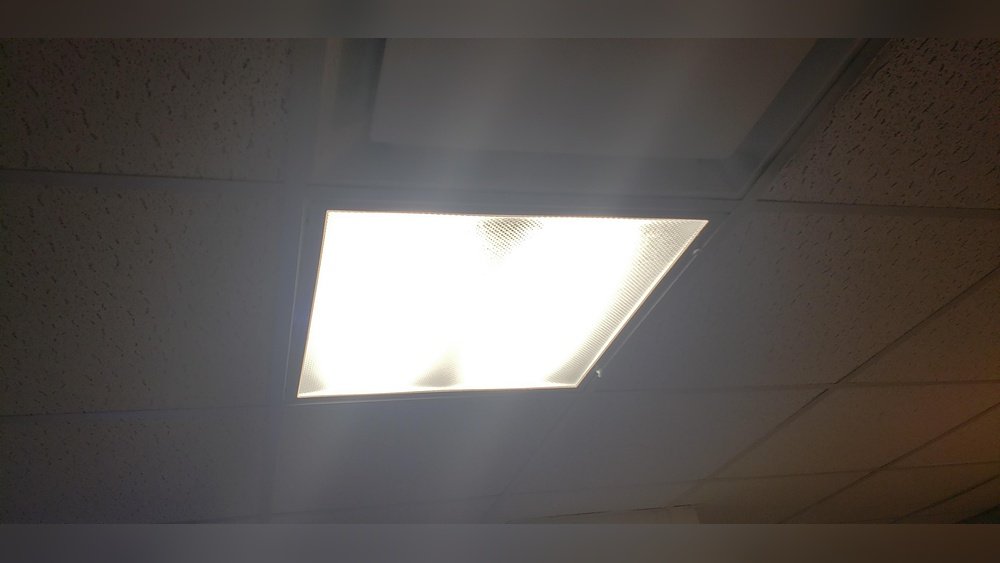 How to Dim Fluorescent Office Lights