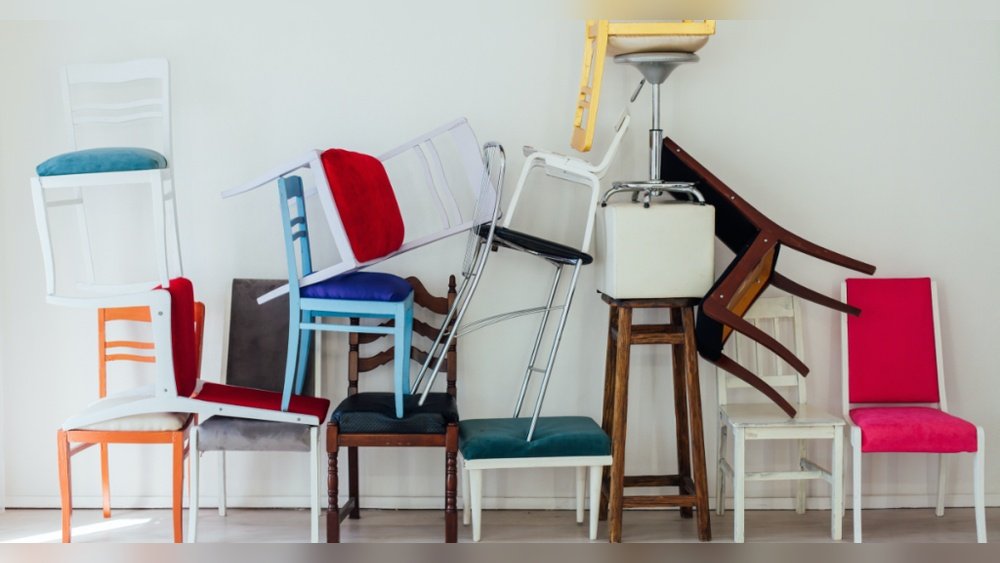 How to Mix And Match Office Furniture