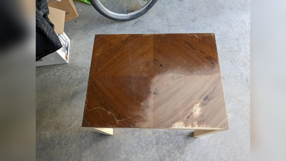 How to Repair a Veneer Table Top