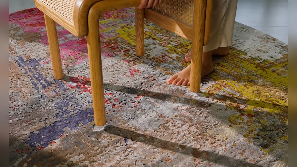 How to Smooth Out Bumps in Carpet