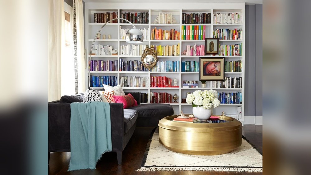 How to Style Bookshelves With Lots of Books
